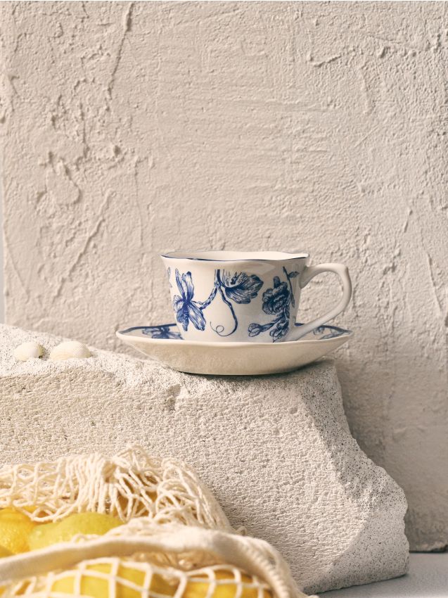 Sinsay - Ceașcă și farfurioară din ceramică cu motiv floral - multicolor