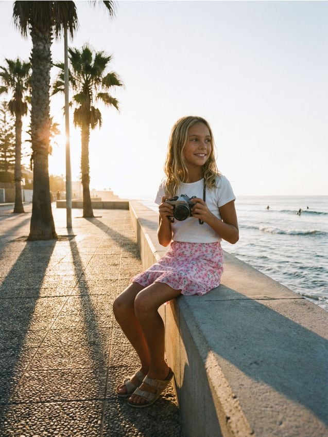 Sinsay - Fustă mini cu imprimeu floral, volan și căptușeală - multicolor