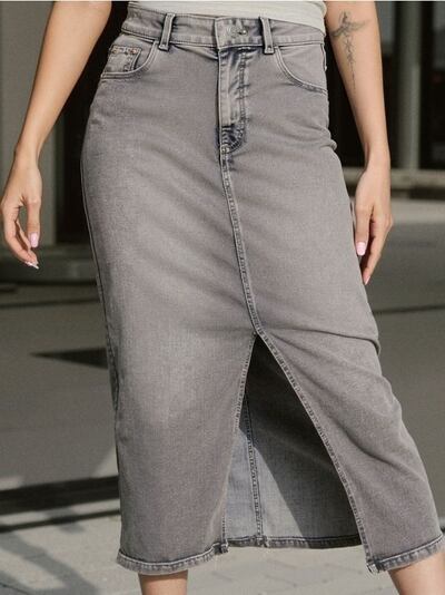 Farmer midi suknja s prorezom