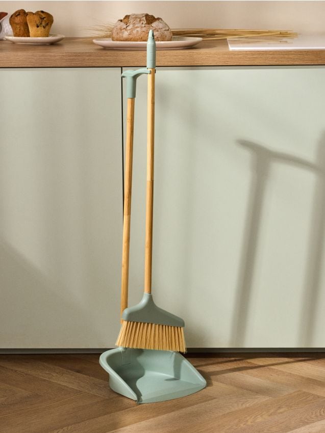 Sinsay - Metla a lopatka - mätová zelená