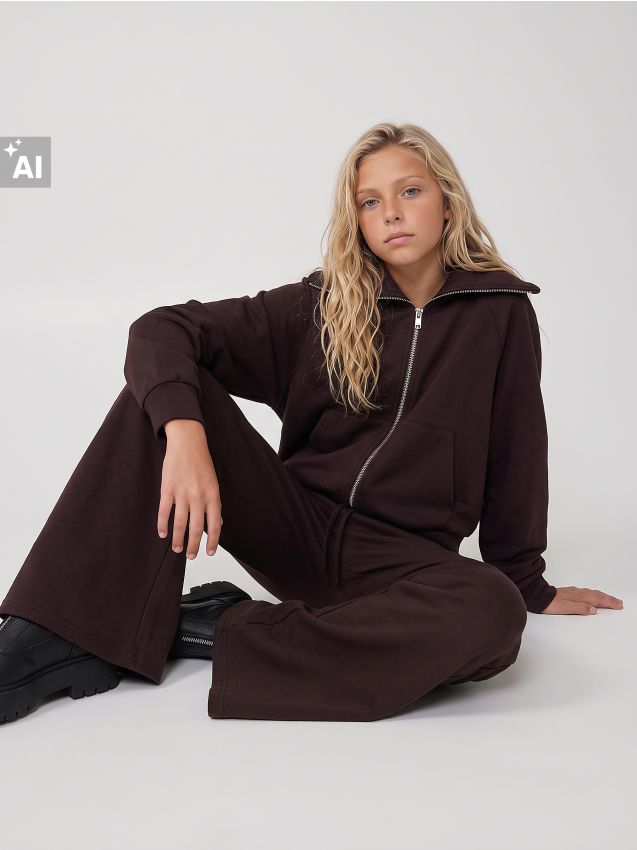 Sinsay - Pantaloni flare cu amestec de viscoză - maro-închis