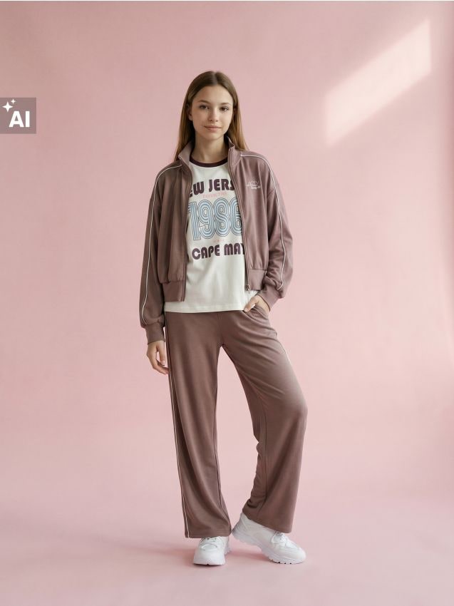 Sinsay - Bluza sport oversize cu amestec de vâscoză Active - cafeniu