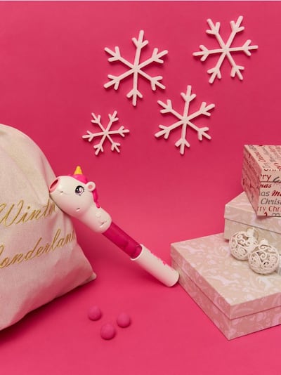 Igrača – Izstreljevalnik žogic z motivom samoroga