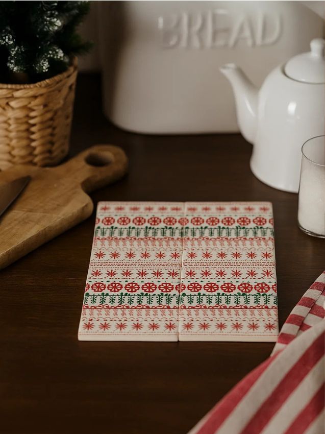 Sinsay - Podložky pod poháre s vianočným motívom 4 kusy - zelená