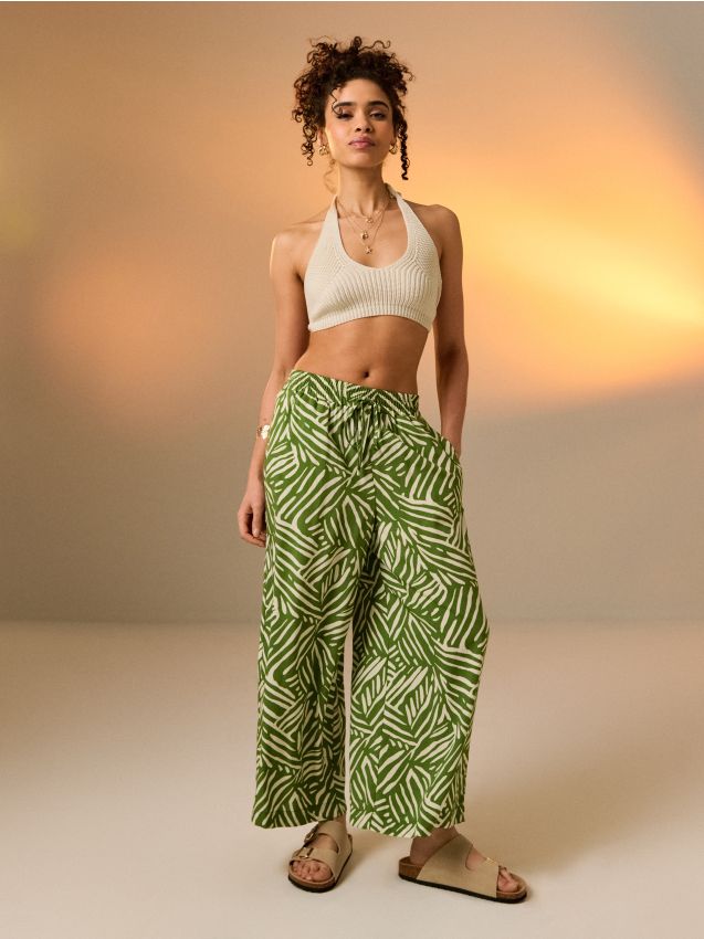 Sinsay - Pantaloni cu picior larg din viscoză - verde-gălbui