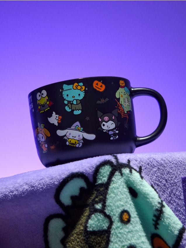 Sinsay - Cană ceramică cu motiv de Halloween Hello Kitty and Friends - multicolor