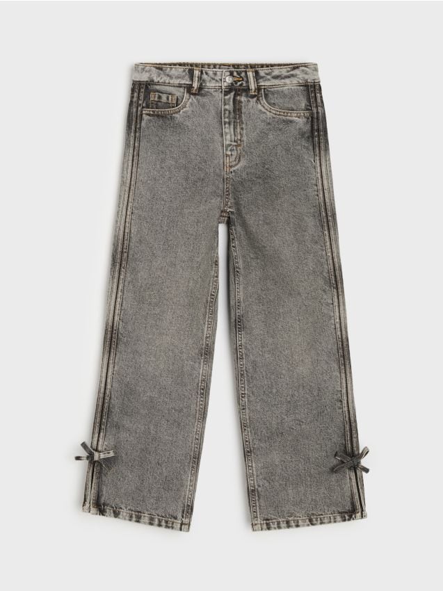 Sinsay - Blugi straight leg cu efect de spălare și fundițe decorative - gri deschis