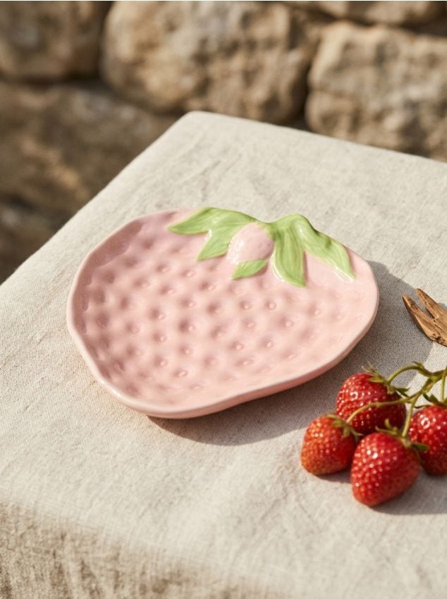 Sinsay - Farfurie pictată manual în formă de căpșună - roz-pastel