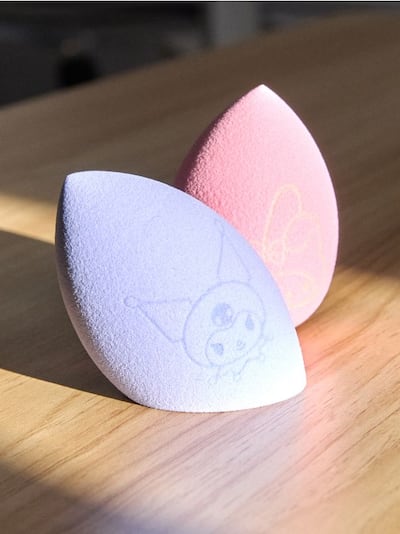 Gąbki do makiajżu 2 pack Kuromi