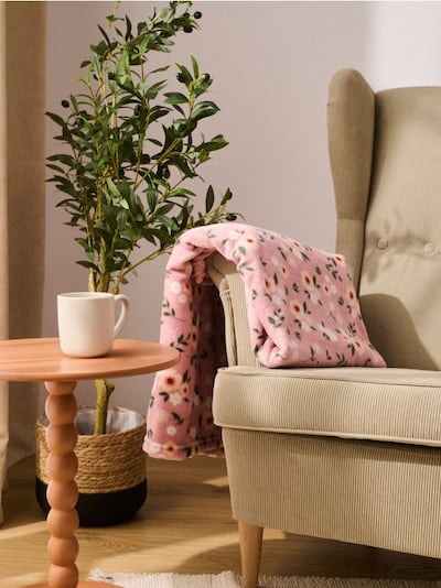 Одеяло с флорален десен