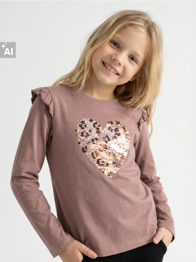 Sinsay - Tricou cu mânecă lungă și aplicație cu paiete în formă de inimă - cafeniu