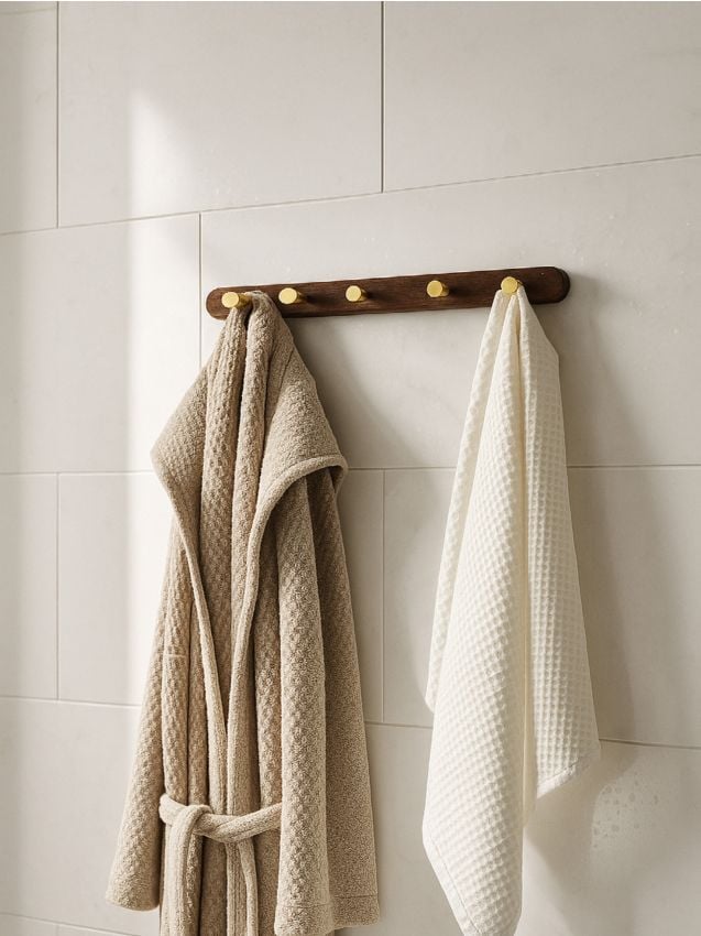 Sinsay - Vešiak - tmavohnedá