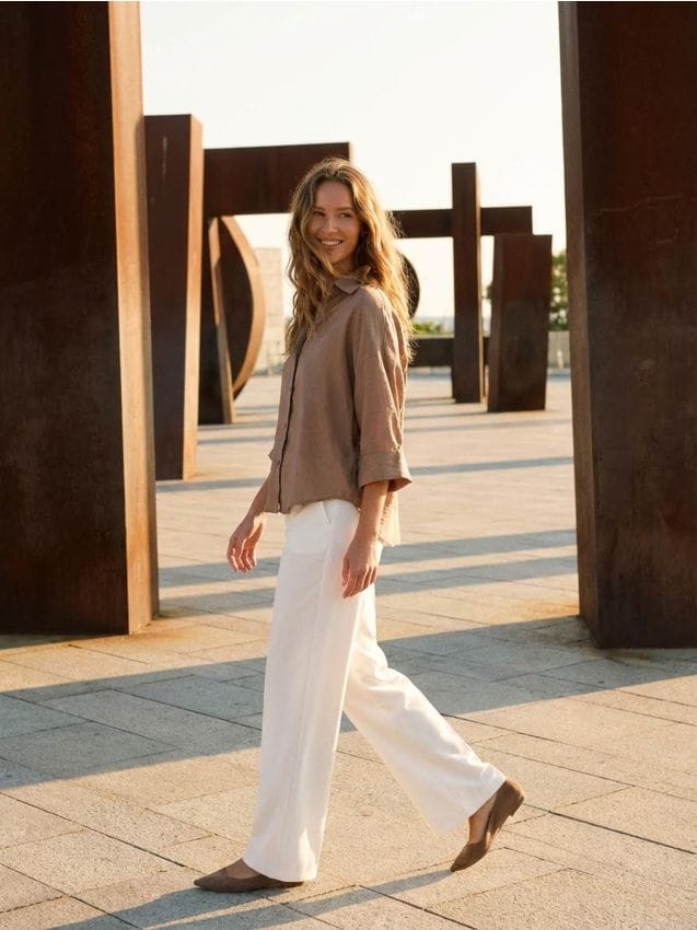 Sinsay - Spodnie straight leg - biały