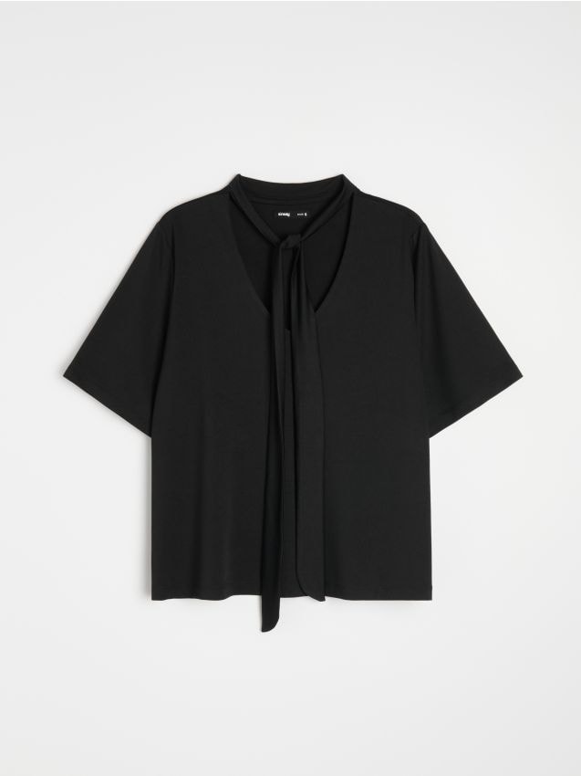 Sinsay - Tricou cu decolteu în V și legare la gât - negru
