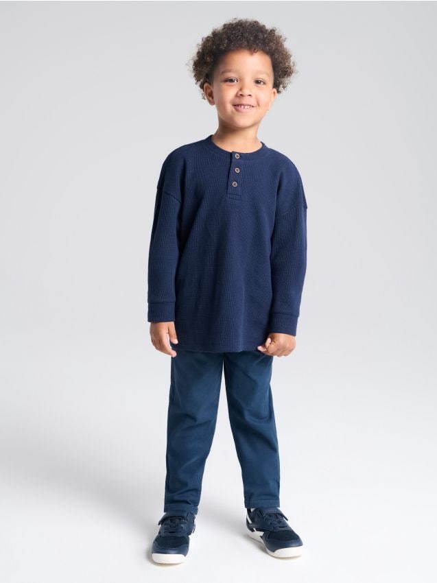 Sinsay - Jeansy o dopasowanym kroju - granatowy