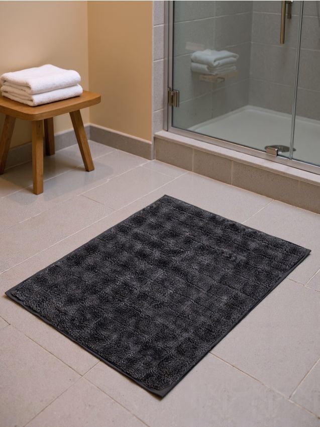 Sinsay - Kúpeľňový koberec s vianočným motívom - tmavosivá