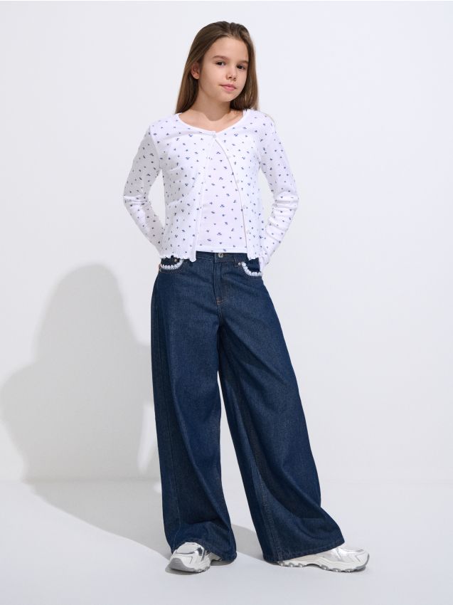 Sinsay - Jeansy widge leg z koronkowym wykończeniem - indigo jeans