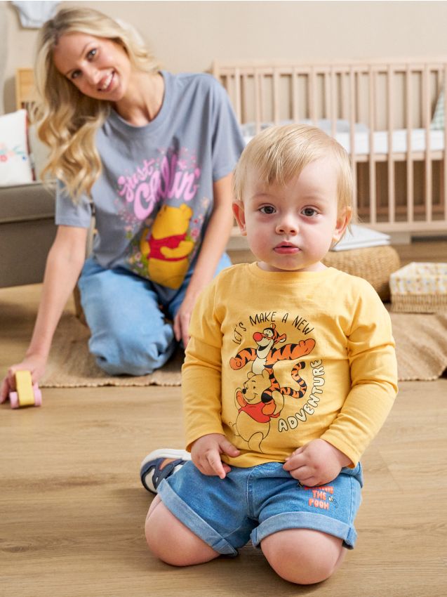 Sinsay - Jeansowe szorty Winnie the Pooh - indigo jeans