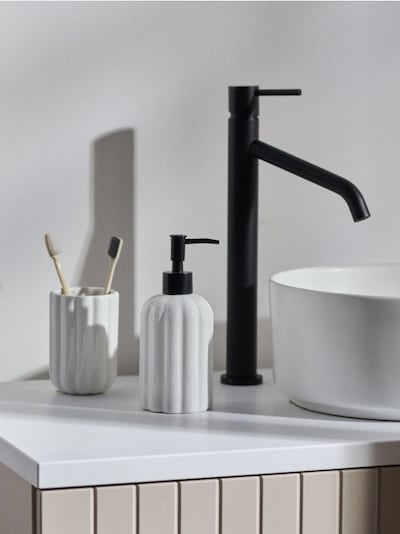 Дозатор для мила