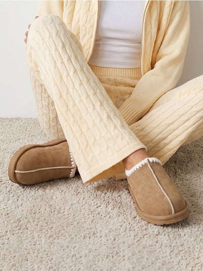 Низькі снігоступи на платформі з імітації замші