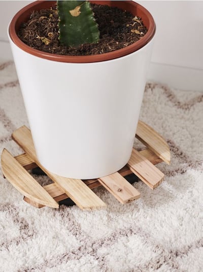 FLOWERPOT TRAY