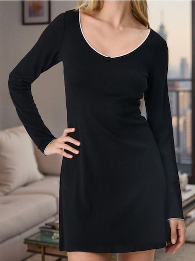 Mini haljina od rebraste pletenine