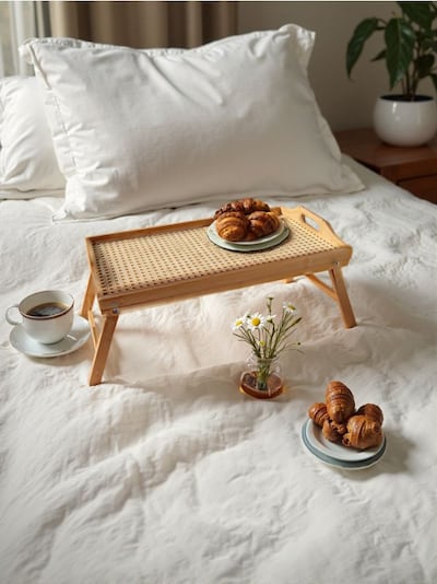 Маса със сгъваем механизъм