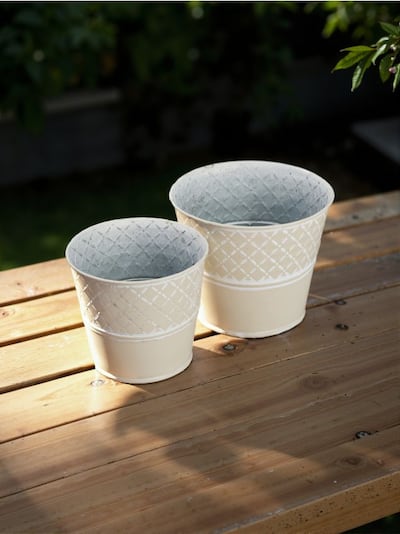 Metalne saksije set 2 komada