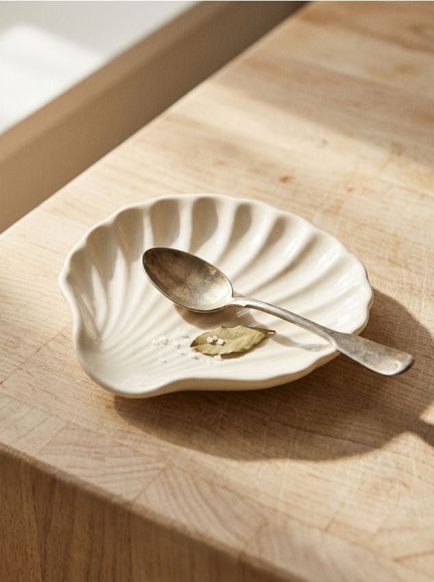 Sinsay - Suport pentru lingură în formă de scoică - alb