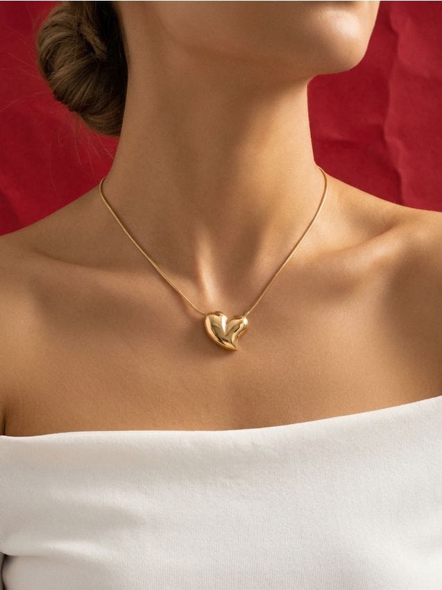 Sinsay - Náhrdelník s príveskom v tvare srdca - zlatá