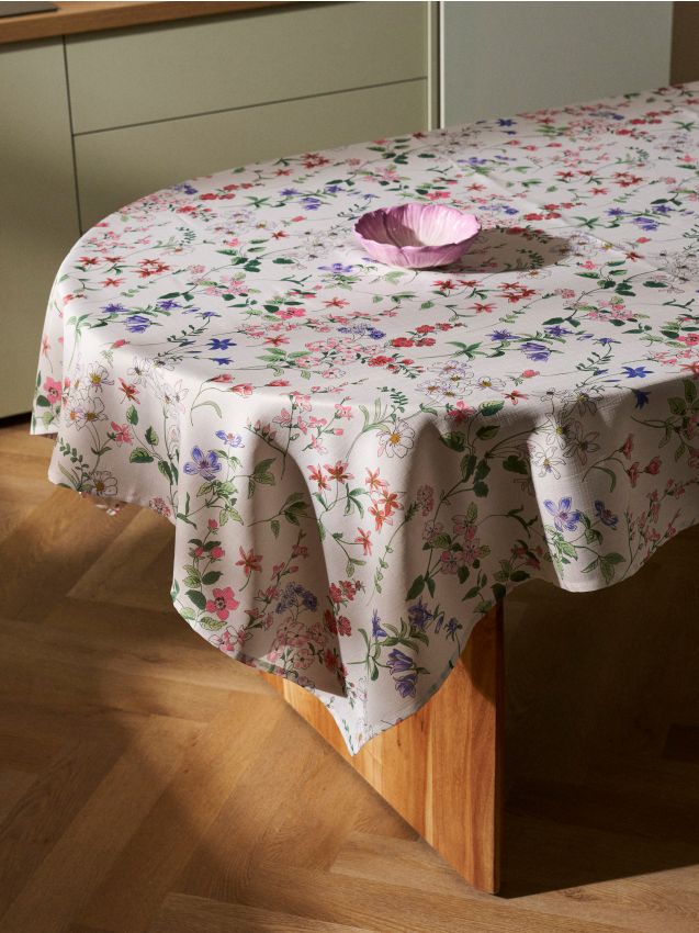 Sinsay - Față de masă cu motiv floral - alb