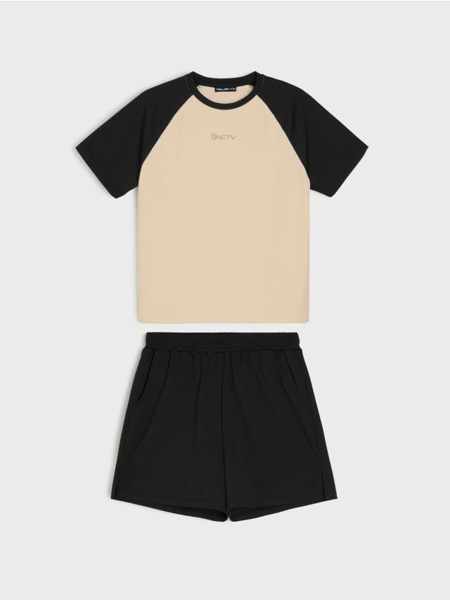 Sinsay - Set sport: tricou și pantaloni scurți Active - negru