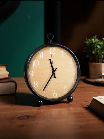 Runde Wanduhr