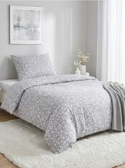 Комплект спално бельо на цветя