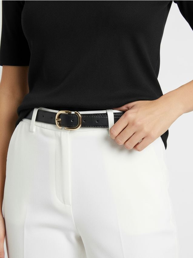 Sinsay - Opasok z imitácie kože so zlatou prackou - čierna