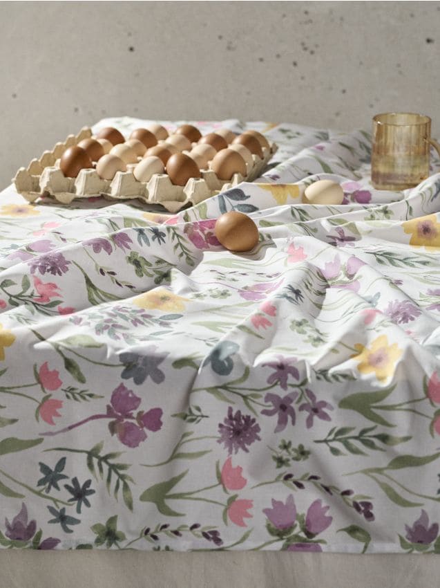 Sinsay - Față de masă cu model floral - crem