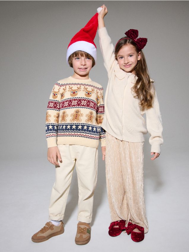 Sinsay - Sveter s vianočným motívom - telová