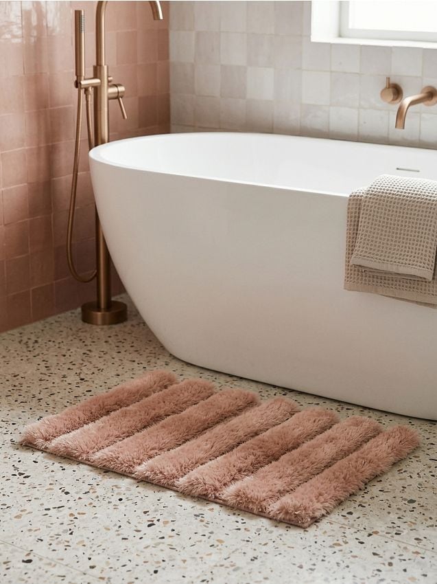 Sinsay - Covoraș de baie cu motiv de Crăciun - roz-pastel