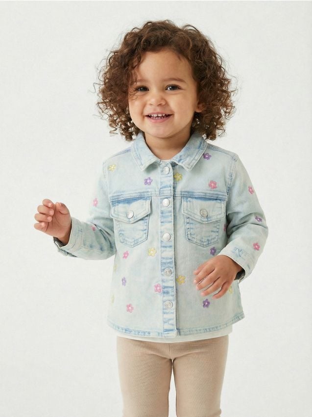 Sinsay - Jeansowa kurtka z haftowanymi kwiatkami - niebieski