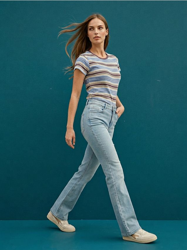 Sinsay - Jeans flare cu buzunare cu clapetă - albastru