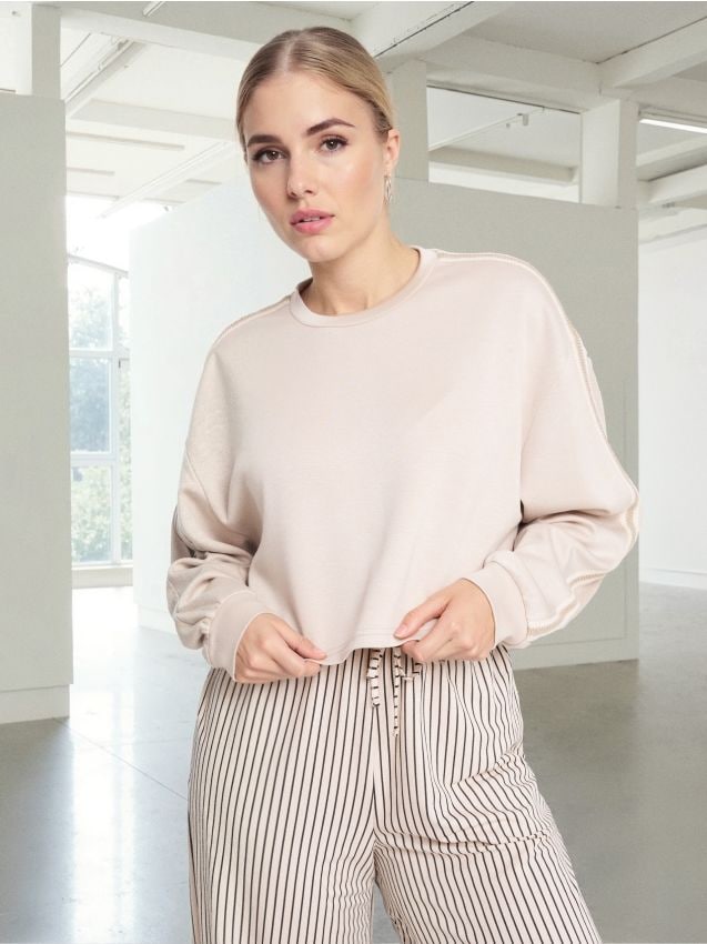 Sinsay - Mikina s dekoratívnymi lampasmi soft touch - béžová