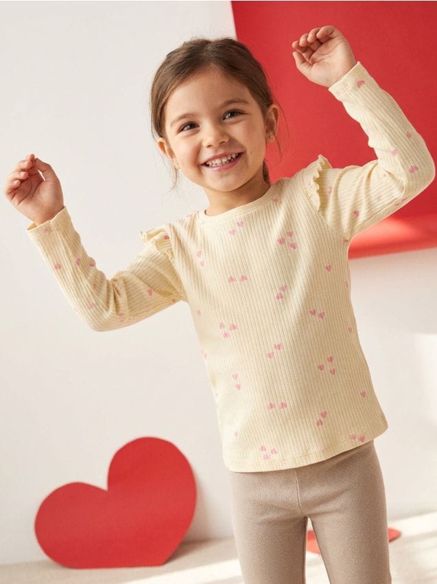 Sinsay - Bawełniana koszulka ze wzorem - kremowy