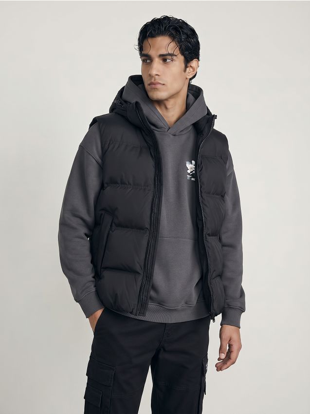 Sinsay - Vestă puffer matlasată cu glugă - negru