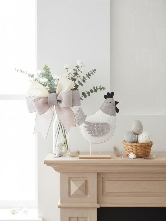 Sinsay - Decorațiune de Paște de sine stătătoare în formă de găină - bej