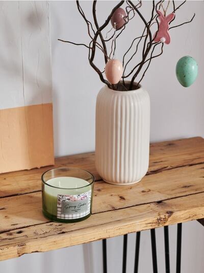 Spring Garden scented candle