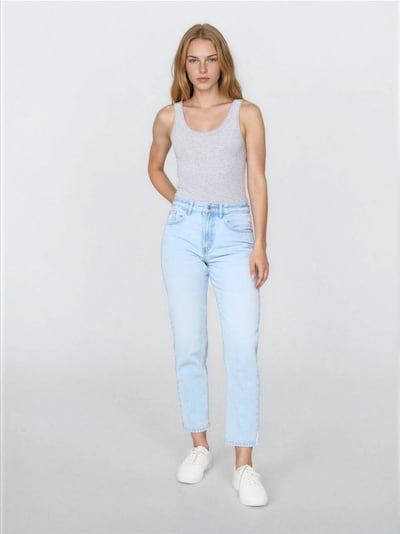 Klasični mom fit džins