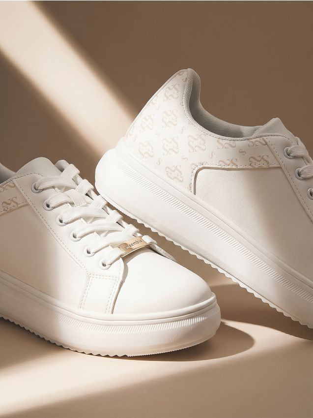 Sinsay - Sneakers din imitație de piele cu șireturi - alb