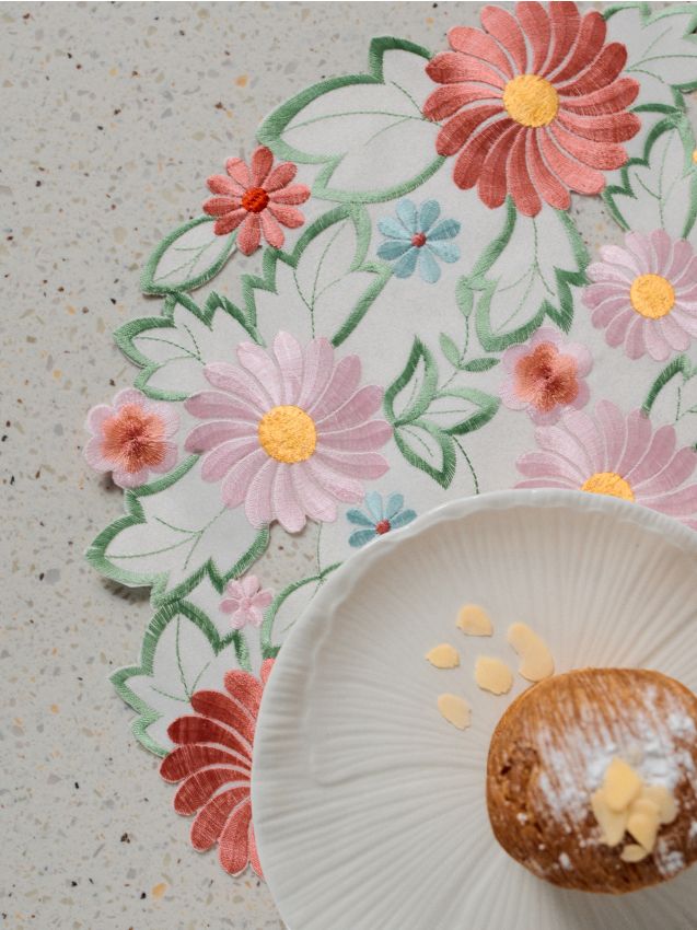 Sinsay - Suport de masă rotund împletit cu model floral - multicolor