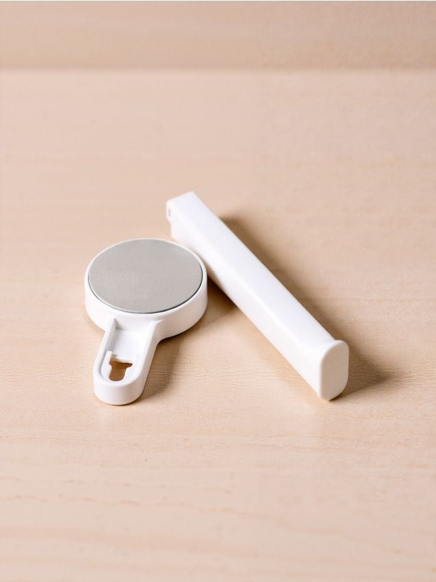 Sinsay - Kúpeľňová súprava: držiak na toaletný papier a háčik - biela