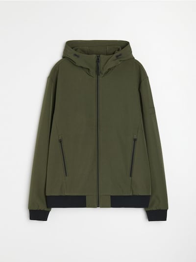 Softshell jakna s kapuco